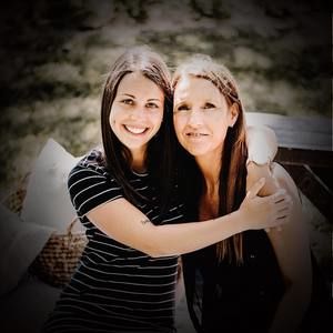 Meet your Posher, Julie